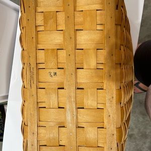 Longaberger Laundry basket with plastic insert